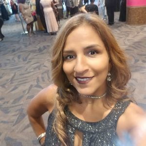 Meet your Posher, Jannet